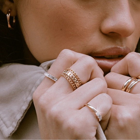 Aurate Love me knot ring - Picture 5 of 12